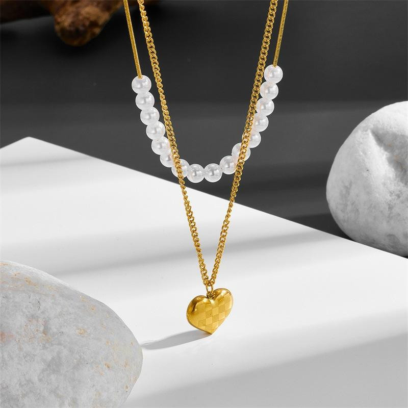 Stunning Double-Layer Pearl and Heart Necklace