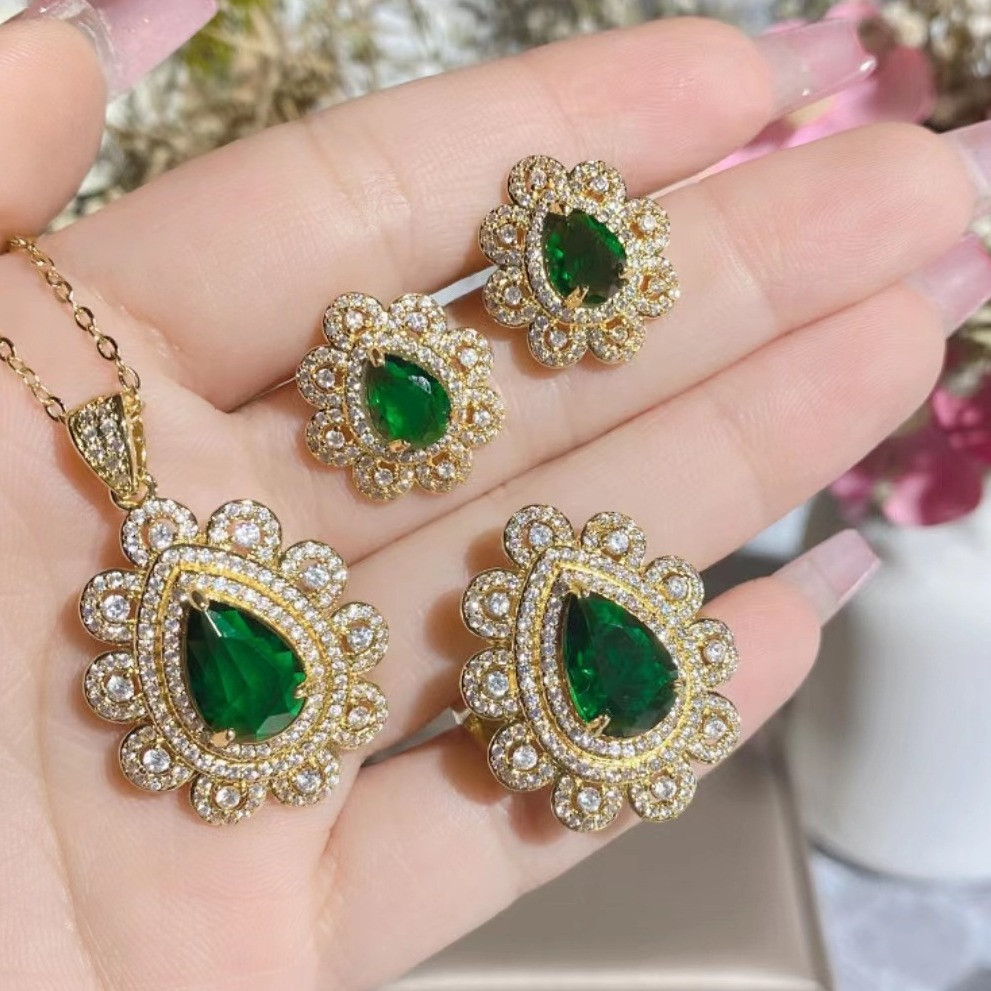 Royal Green Teardrop Jewelry Set