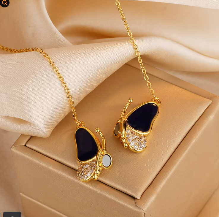 Enchanting Color-Changing Butterfly Necklace